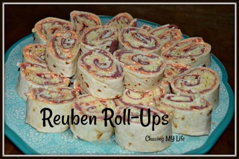 App Dips, Russian Salad Dressing, Marinated Artichoke Hearts, Tortilla Pinwheels, Pin Wheels, Season Chicken, Russian Dressing, Artichoke Chicken, Roll Ups Tortilla