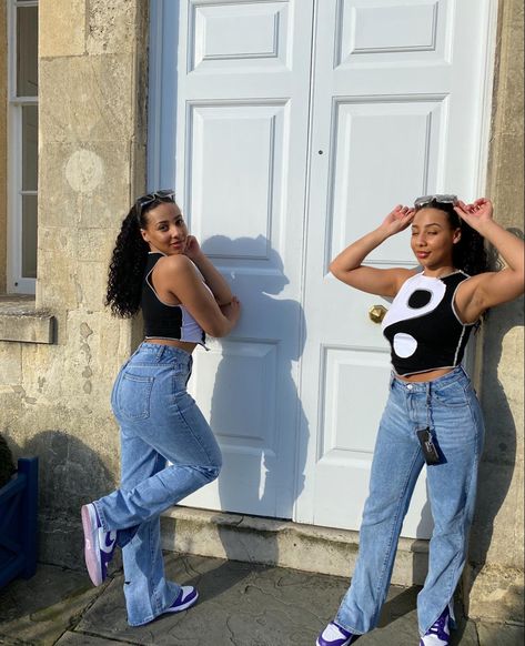 Ying Yang Womens Spring Streetwear outfit with Purple Nike Dunk Varsity Ying Yang Crop Top 90s Denim, Matching Outfits Best Friend, Streetwear Inspo, Streetwear Fits, Purple Outfits, Ying Yang, Nike Dunk, Nike Dunks, Crop Top