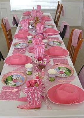 Cowgirl Birthday Party Table Cowboy Tablescape, Cowgirl Party Table Decor, Cowgirl Snack Table, Pink Cowgirl Party Games, Melissa Hamilton, Cowgirl Themed Birthday Party Amazon.com, Sheriff Callie Birthday, Pink Cowgirl Party Amazon.com, Tafel Decor