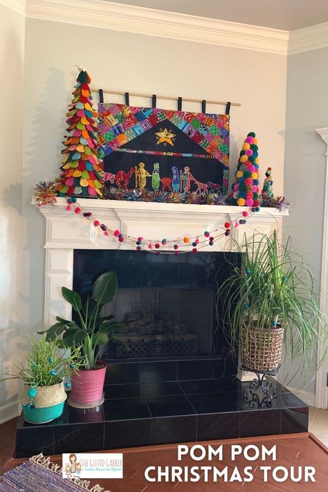 Spanish Style Christmas Decor, Global Christmas Decor, Mexican Christmas Decor Ideas, Yule 2024, Ornaments For Living Room, Handmade Nativity, Mexican Christmas Decorations, New Years Eve Traditions, Pom Pom Christmas