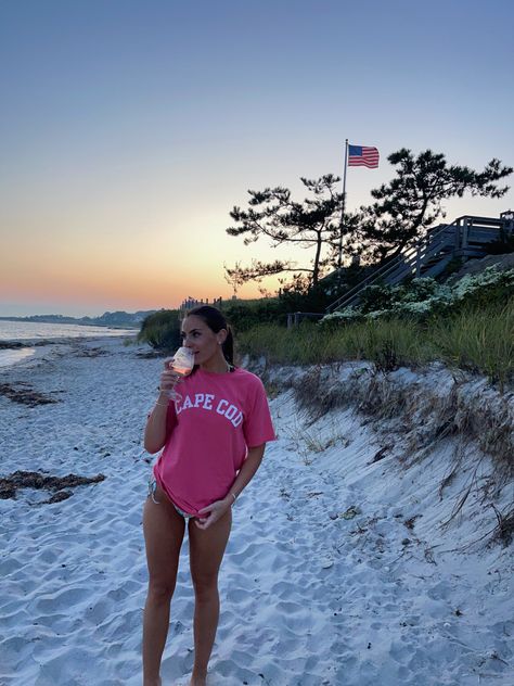 Wine glass, drinking wine, cape cod beach, sunset Cape Cod Photo Ideas, Cape Cod Pictures Ideas, Cape Cod Instagram Pics, Easy Coast Aesthetic, Cape Cod Beach Aesthetic, Maine Instagram Pictures, Cape Cod Summer Aesthetic, Wine On The Beach, Beach Sunset Pictures