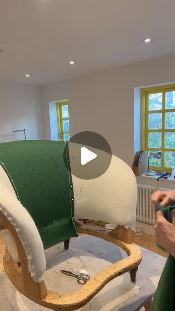 Chair Renovation, Covering Chairs, Attic Stair, Upholstered Chairs Diy, Simple Duvet Cover, Diy Chair Covers, Diy Cape, Diy Furniture Upholstery, Upholstery Ideas