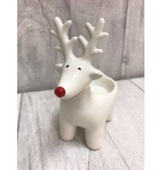 Clay Reindeer, Reindeer Clay, Reindeer Pottery, Ceramic Reindeer Pottery, Reindeer Clay Ornaments, Reindeer Ceramics, Deer Ceramic, Reindeer Diy, Reindeer Sculpture