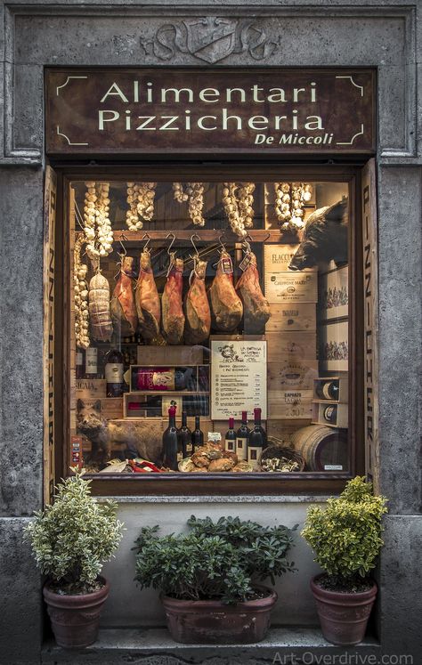 Alimentari Pizzicheria | A shop in Siena, Italy :) It looked… | Flickr Sienna Italy, Meat Store, Deli Shop, Grocery Store Design, Italian Deli, Tuscan Countryside, Meat Shop, Siena Italy, Tapas Bar