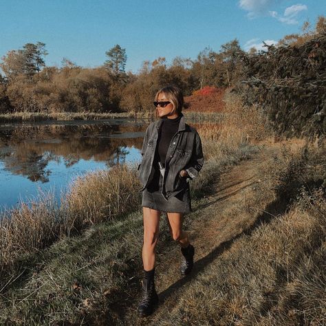 Jamie Genevieve, Fashion Figures, Fall Fits, Fashion Addict, Leather Skirt, Cool Style, Winter Outfits, Autumn Fashion, Outfit Inspirations