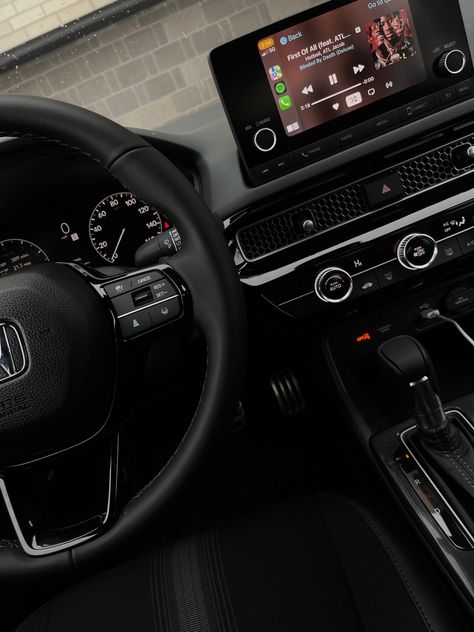 Car Wheel Aesthetic, Black Car Aesthetics, Black Car Interior Aesthetic, Honda Crv Interior Aesthetic, Honda Car Decor, Black Cars Aesthetic, New Honda Aesthetic, Honda Car Aesthetic, New Car Aesthetic Honda Civic