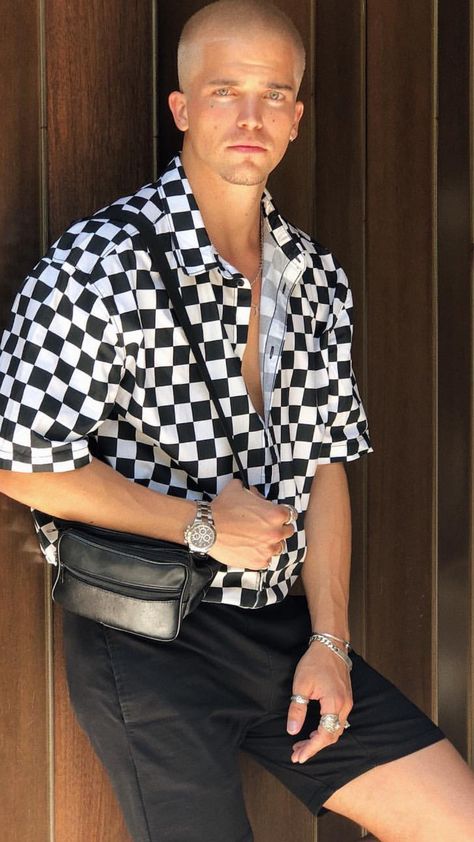 River Viiperi, Casual Button Down Shirt, Instagram Profile, Button Down Shirt, Men Casual, Photo And Video, Instagram Photos, Mens Tops, On Instagram