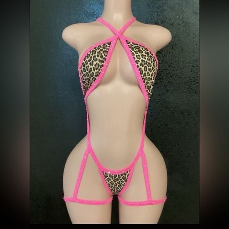 Stripper exotic dance wear leopard hot pink sexy Strippercore Outfits, Exotic Dance Wear, Pole Dance Outfits Clubwear, Exotic Dancer Outfits Clubwear, Exotic Dancer Outfits, Pink Harness, Chloe Outfit, Pole Clothes, Hot Pink Outfit