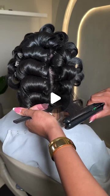 Pin Curls For Black Women, Pin Curl Hair, Iron Curls, Ceramic Flat Iron, Flat Iron Curls, Pin Curls, Silk Press, Hair Collection, Flat Iron