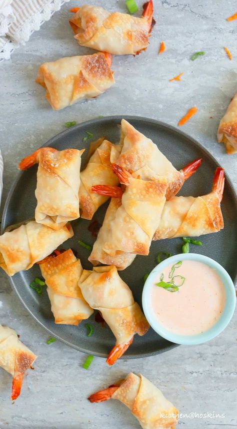 Shrimp Egg Rolls Recipe, Wonton Wrap, Spring Roll Dipping Sauce, Sriracha Ranch, Easy Baked Shrimp, Pot Luck Ideas, Shrimp Egg Rolls, Firecracker Shrimp, Egg Rolls Recipe