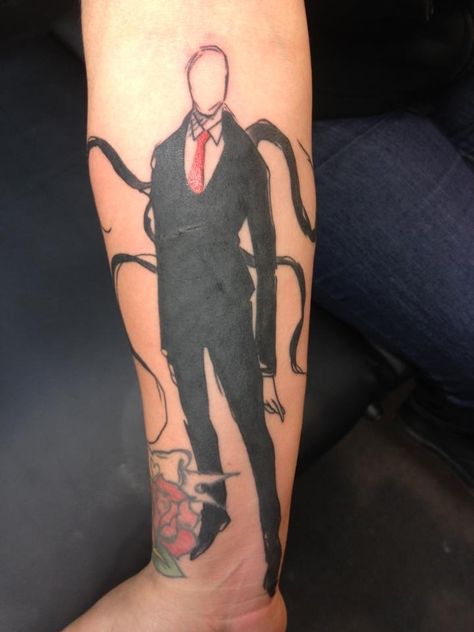 . Funky Tattoos, Music Tattoo Designs, Slender Man, Music Tattoo, Slenderman, Sleeves Ideas, Under My Skin, Dream Tattoos, Little Tattoos