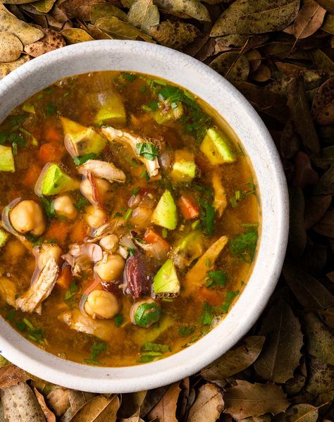 Quail Soup Recipe, Caldo Tlalpeno, Pheasant Soup, Mexican Caldo, Caldo Recipe, Pheasant Recipes, Quail Recipes, Protein In Beans, Chicken Taco Recipes