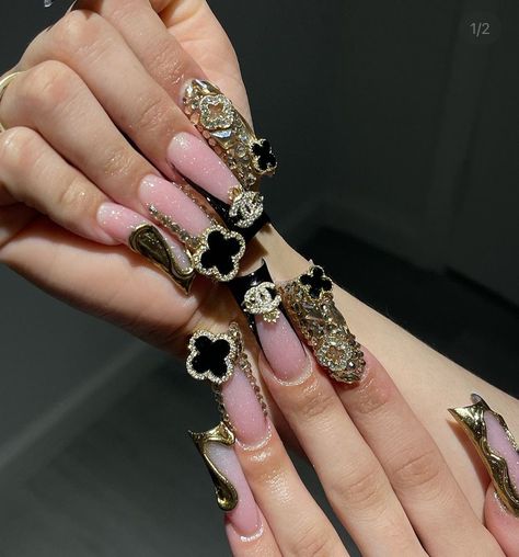 Gold And Black Prom, Nyc Nails, Punk Nails, Duck Nails, Colored Acrylic Nails, French Tip Acrylic Nails, Dope Nail Designs, Short Square Acrylic Nails, Exotic Nails