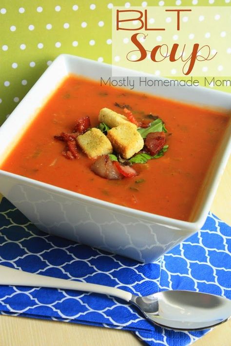 BLT Soup - All the flavors of your favorite bacon, lettuce, and tomato sandwich in soup form! This is perfect for a busy weeknight or game day grub! Soups Paleo, Blt Soup, Chicken Wild Rice, Chicken Wild Rice Soup, Food Soup, Chicken And Wild Rice, Tomato Sandwich, Wild Rice Soup, Savory Soups