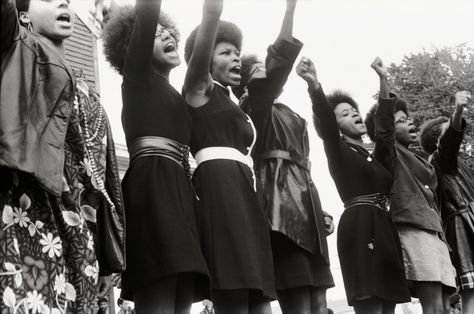 black-panther-women Don Delillo, Black Panther Party, Black Panthers, Intersectional Feminism, Power To The People, African American History, African American Women, Black American, Black Power