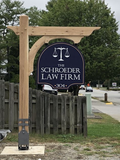 Outdoor House Signs, Sign Posts Ideas, Signage Ideas Outdoor, Sign Post Ideas, Business Signs Outdoor Signage, Farm Signs Ideas, Farm Signs Entrance, Neighborhood Signs, Driveway Sign