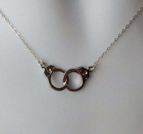 LOOOOOVE.... Silver Handcuff Necklace  Handcuff Pendant by SilverandGoldJewelry, $23.00 Handcuff Necklace, Womens Silver Jewelry, Grunge Jewelry, Edgy Jewelry, Silver Rings Simple, Steampunk Necklace, Dope Jewelry, Girly Jewelry, Sterling Silver Chain