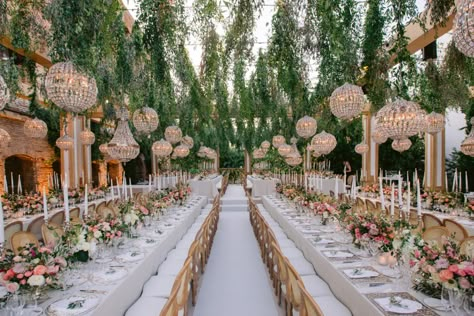 Destination Wedding Idea At Esma Sultan in Istanbul Turkey China For Wedding Receptions, Weddings In Turkey, Esma Sultan Wedding, Destination Wedding Turkey, Turkey Wedding Venues, Turkey Destination Wedding, Istanbul Wedding Venues, Wedding In Istanbul, Intimate Luxury Wedding