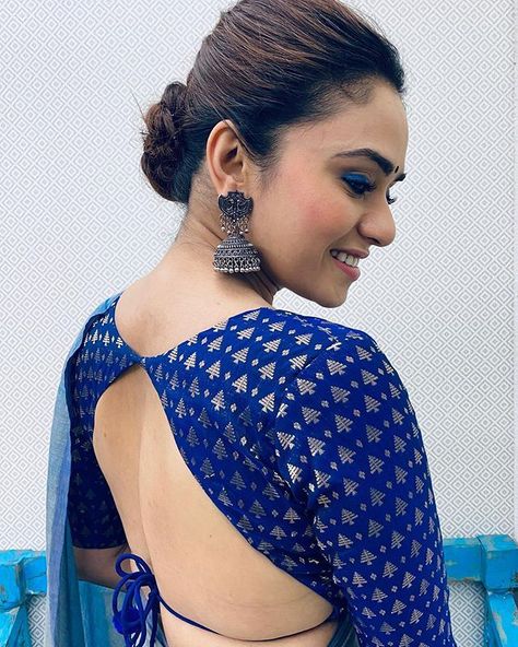 20+ Stunning Backless Blouses To Bookmark While You #StayHome! | WedMeGood Amruta Khanvilkar, Black Blouse Designs, Marathi Actress, Blouse Designs Catalogue, Backless Blouse Designs, New Saree Blouse Designs, Lehenga Blouse Designs, Fashionable Saree Blouse Designs, New Blouse Designs