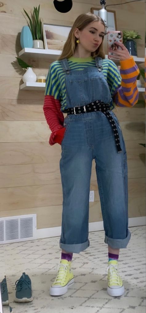 Mia Maples Aesthetic, Overalls 80s Outfit, Color Block Outfits Aesthetic, 80’s Overalls, Mia Maples Outfits, 80s Overalls Outfit, 80s Overalls, Mia Maples, Modest Pants