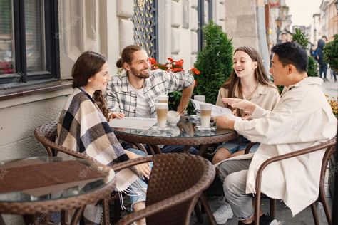 People In Cafe Reference, Friends At A Cafe, People At A Cafe, Friends In A Coffee Shop, Cafe With People Inside, Cafe With Friends, Coffee Pose, Cafe People, Cafe Friends