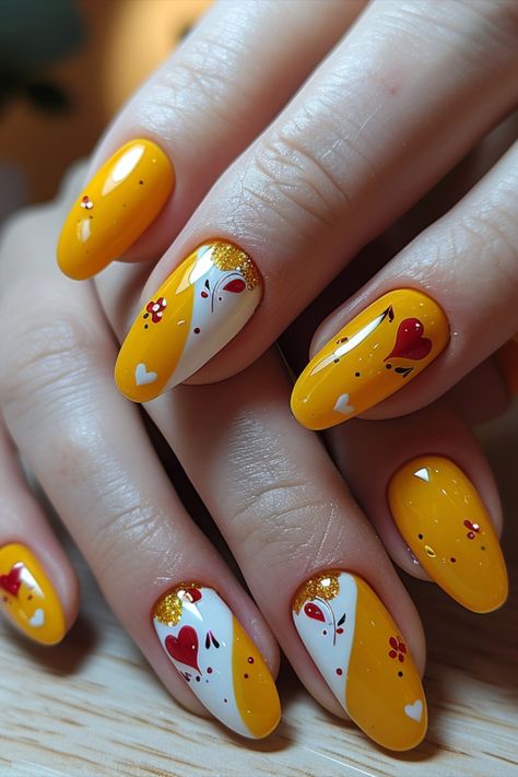 Valentines Day Nails 2024 Yellow Valentine Nails, Pink Yellow Nail Art, Nails Short Spring, Red And Yellow Nails, Nails Inspo Spring, Spring Nails Short, Nail Art Yellow, Nails Design Spring, Monochromatic Nails