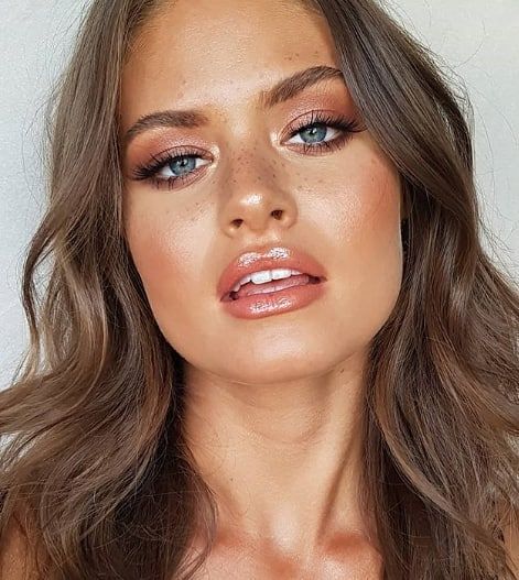 Makeup goal, makeup inspiration, bronze skin, glowy skin, glow goal Bohemian Makeup, Bronze Makeup Look, Bronze Eye Makeup, Goddess Makeup, Natural Glam Makeup, Best Bronzer, Makeup Tip, Stylish Makeup, Make Up Inspiration