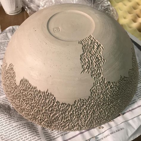 Carving in process. #studiolife #ceramics #carving #detail #surface #clay #bowl by lana_kova_works Ceramics Pottery Bowls, Ceramic Texture, Sculptures Céramiques, Cerámica Ideas, Pottery Handbuilding, Clay Texture, Keramik Design, Ceramic Techniques, Slab Pottery