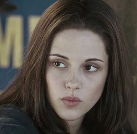 Twilight Makeup, Twilight Eclipse, The Twilight Saga Eclipse, Bella Twilight, Twilight Vibes, Twilight Saga Series, Twilight Cast, Kristin Stewart, Bella Cullen