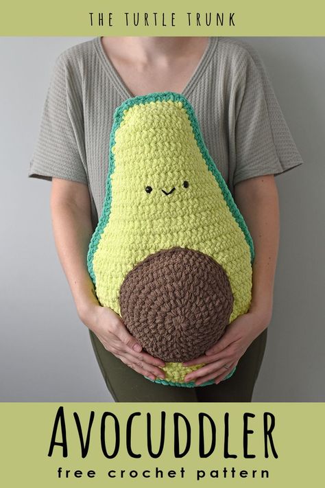 Pinterest pin for the avocuddler crochet pattern by The Turtle Trunk Avocado Pillow, Avocado Crochet, Crochet Avocado, Crochet Fruit, Crochet Pillow Pattern, Bernat Blanket Yarn, Plushie Patterns, Crochet Food, Crochet Pillow