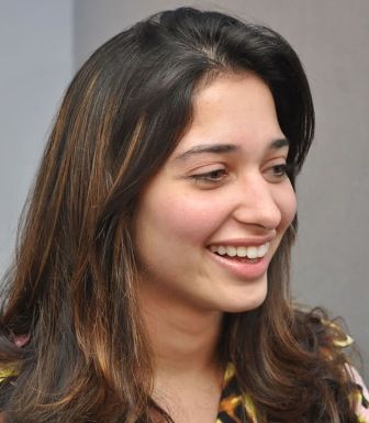 15 Best Photos Of Tamanna Bhatia Without Makeup Tamanna Bhatia, Actress Without Makeup, Ordinary Day, No Makeup, Actress Pics, Without Makeup, Best Photos, Stylish Girl, Bollywood Actress