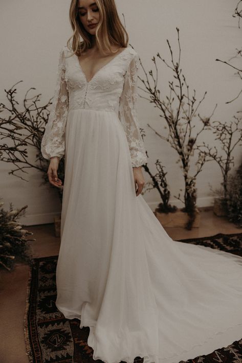 Beautiful Boho Wedding Dresses: The Ultimate Boho Wedding Dress For Modern Brides Lace And Silk Wedding Dress, Silk And Lace Wedding Dress, Silk Chiffon Wedding Dress, Dreamers And Lovers, Romantic Wedding Dress Lace, Rental Wedding Dresses, Boho Wedding Dresses, White Liner, Lover Dress