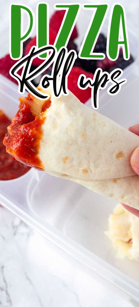 Easy Pizza Roll ups are perfect for an easy lunch, quick snack or a party appetizer. With just 3 main ingredients you can customize these pizza rollups to have your favorite pizza toppings and then dip them in homemade pizza sauce for the perfect easy pizza recipe! Perfect Pizza Roll, Pizza Rollups, Pizza Roll Ups, Lunch Quick, Pizza Roll Up, Pizza Wraps, Pizza Lunch, Lunch Box Idea, Spinach Pizza