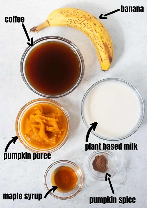 Pumpkin Coffee Smoothie Recipe (Vegan, Easy) - Apples for CJ Vegan Pumpkin Smoothie, Pumpkin Coffee Smoothie, Morning Coffee Smoothie, Healthy Pumpkin Smoothie, Pumpkin Smoothie Healthy, Holiday Smoothies, Pumpkin Smoothie Recipe, Winter Smoothies, Fall Smoothies