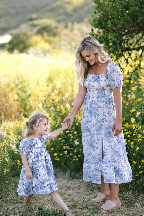 Smocked Midi Dress - Zoey - Morning Lavender Online Boutique Mom And Daughter Pictures, Studio Outfits, Waiting On The Lord, Baby Picture Outfits, Mommy Daughter Dresses, Yellow Dress Outfit, Easter Dresses For Women, Las Vegas Outfit, Mom Daughter Outfits