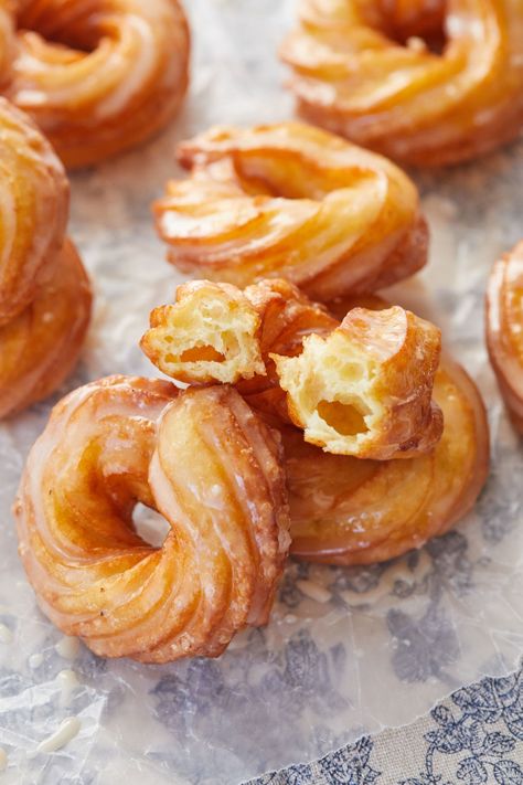 Cruller Recipe, French Cruller Recipe, French Cruller Donut, Crullers Recipe, Cruller Donuts, Choux Dough, French Crullers, Fried Donuts, Bigger Bolder Baking