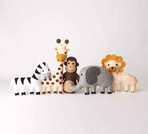 5 Felt Jungle Animals Animal Felt Patterns, Jungle Mobile, Safari Monkey, Animal Felt, Felt Plushie, Mini Monkey, Monkey Animal, Holiday Hand Towels, Baby Mobil