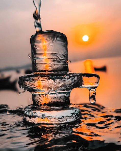 38.9k Likes, 358 Comments - Lord Shiva❤️ (@devo_ke_dev_mahadev_) on Instagram: “Om Namah Shivay❤️🙏 . This Beautiful Picture by 📸 @adrojaprasun ❤️ Congratulations For The Feature🤝…” Indian Flag Pic, Shiv Bhakt, Shiva Meditation, Rudra Shiva, Mahadev Hd Wallpaper, Shiva Shankara, Shiva Shankar, Life Motivation Inspiration, Lord Rama Images