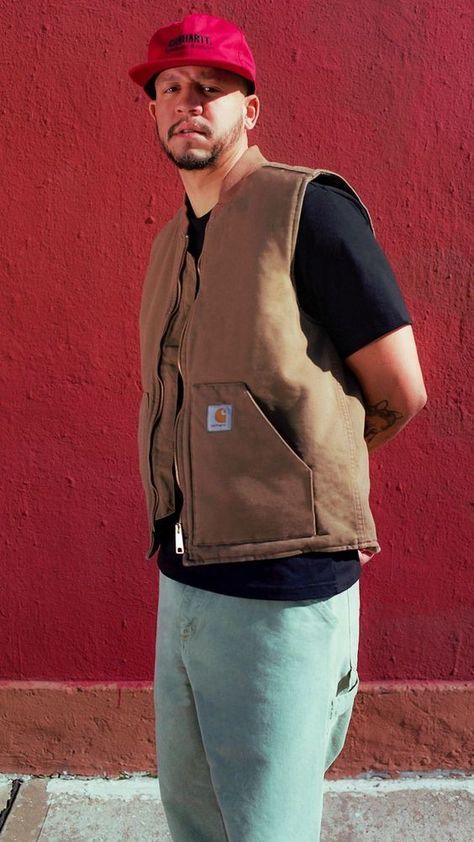 Backpack Outfit Men, Carhartt Vest Outfit, Carhartt Backpack, Men Vest Outfits, Adam Cohen, Carhartt Vest, Queens Nyc, Backpack Outfit, Vest Outfit