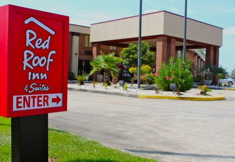 Affordable, pet friendly hotel in North Carolina- Red Roof Inn & Suites Jacksonville, NC Pet Friendly Hotel, Jacksonville North Carolina, Red Roof Inn, Jacksonville Nc, Cheap Hotel, Pet Friendly Hotels, Red Roof, Cheap Hotels, Vintage Signs