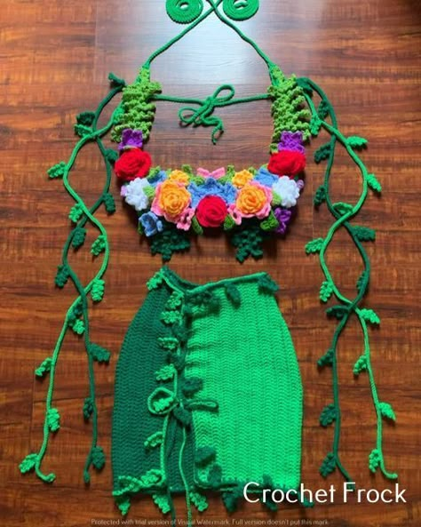 Different Crochet Styles, Crochet Poison Ivy, Crochet Flower Outfit, Cute Summer Crochet Ideas, Spring Crochet Tops, Crochet Fairy Outfit, Crochet Clothing Projects, Danielle Gillies, Crochet Projects Summer