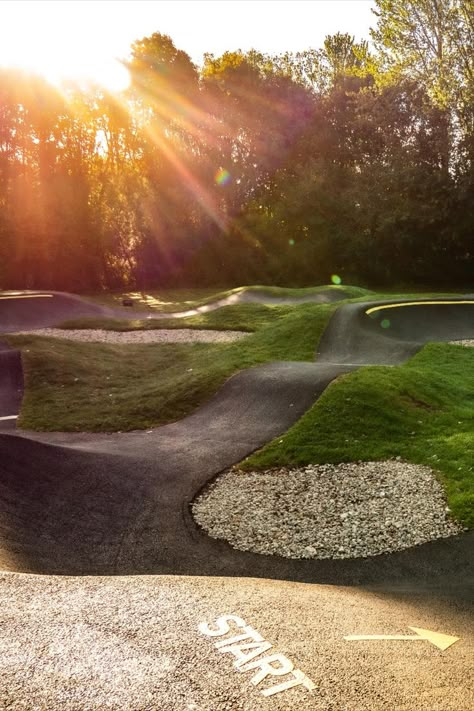 Skateboard Pump Track, Bike Pump Track, Bmx Scooter, Skatepark Design, Pump Track, Rc Track, Skateboard Park, Mountain Bike Trails, Bike Parking