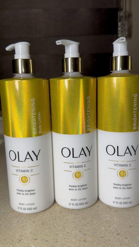 Brightens and gives the skin eventone!! Olay Vitamin C, Bright Skin, The Skin, Body Skin, Body Skin Care, Vitamin C, Body Lotion, Lotion, Vitamins