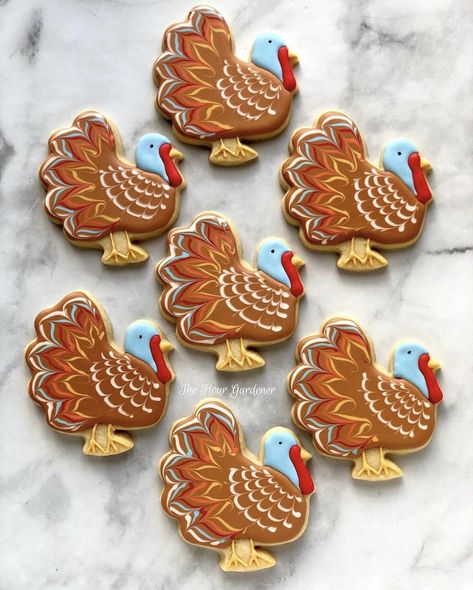 Turkey Cutout Cookies, Turkey Cut Out Cookies, Decorated Turkey Cookies, Turkey Decorated Cookies, Turkey Cookies Royal Icing, Buffalo Cookies Decorated, Turkey Shaped Cookies, Royal Icing Turkey Cookies, Turkey Sugar Cookies Decorated