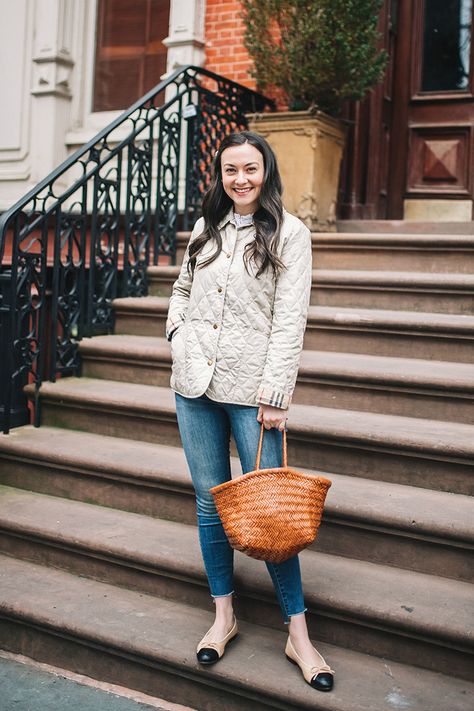 Carly The Prepster, Preppy Style Spring, Preppy Girl, Classic Style Women, Fashion Capsule, Fashion Tips For Women, Classic Outfits, Fashion Classy, Work Fashion