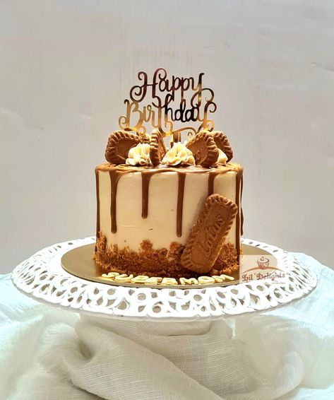 Lotus Biscoff Birthday Cake, Biscoff Cake Design, Lotus Biscoff Cake Design, Lotus Birthday Cake, Lotus Cake Design, B Day Cake Ideas, Chocolate Biscoff Cake, Biscoff Birthday Cake, Chocolate Drip Cake Birthday