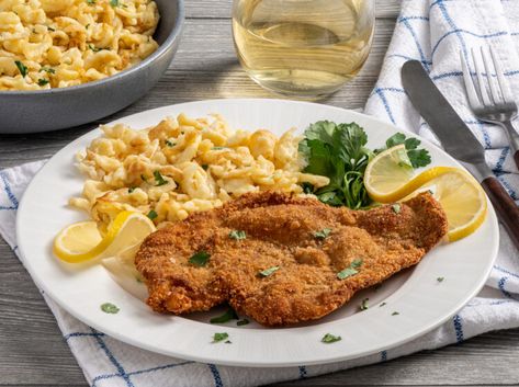 Recipes With Spaetzle Noodles, Noodles And Chicken, Spaetzle Recipe, Jewish Holiday Recipes, Chicken Schnitzel, Austrian Recipes, Fall Comfort Food, White Meat, Chicken Pot