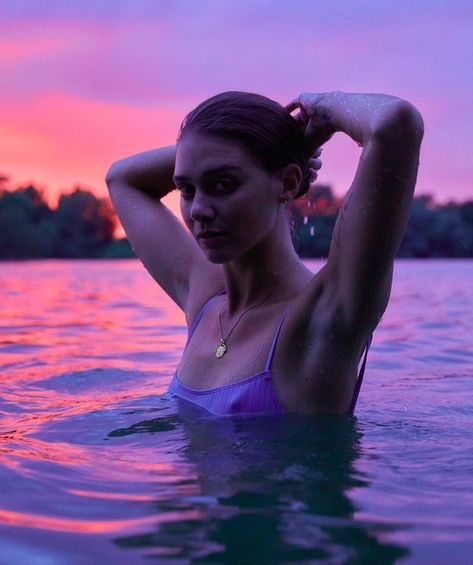 Emma Appleton, Sunset Story, Aphrodite, Aura, Sketch Book, Actresses, Water, 10 Things, On Instagram