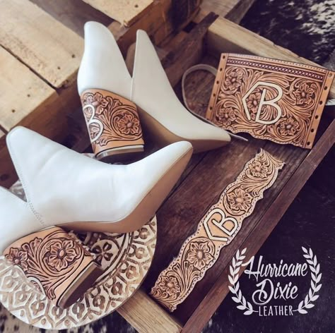 Leather Wrapped Bouquet, Leather Tooled Garter, Western Leather Wedding Heels, Tooled Leather Garter Wedding, Leather Bouquet Wrap And Garter, Copper Western Wedding, Boho Western Fall Wedding, Leather Wrap For Bouquet, Western Theme Wedding Dresses