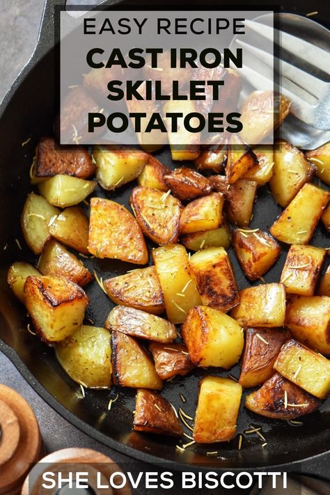 Cast Iron Skillet Potatoes, Iron Skillet Potatoes, Cast Iron Recipes Dinner, Gold Potato Recipes, Potato Side Dishes Easy, Cast Iron Oven, Potatoes Easy, Potatoes In Oven, Skillet Potatoes